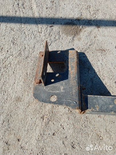 Фаркоп Hyundai Tucson G4GC 2.0 2006