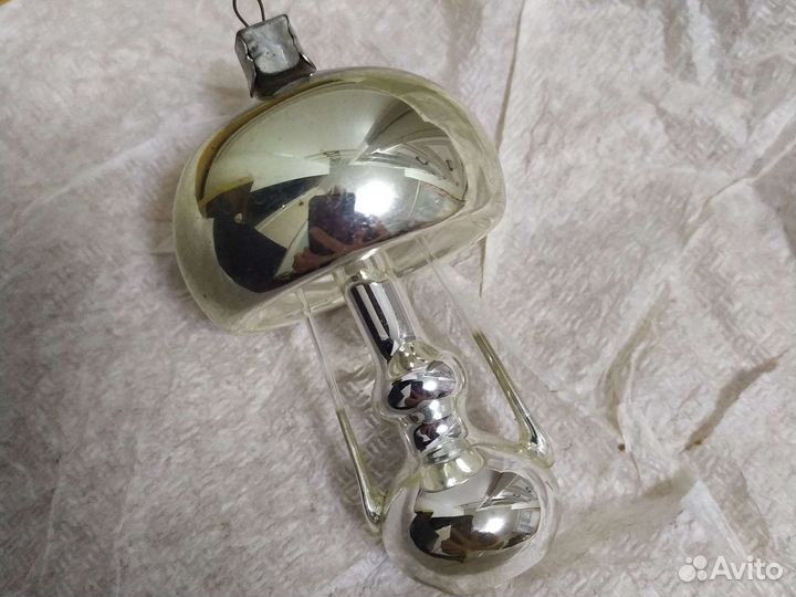 Елочная игрушка Лампа