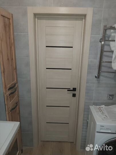 Двери Браво межкомнатные с темным стеклом