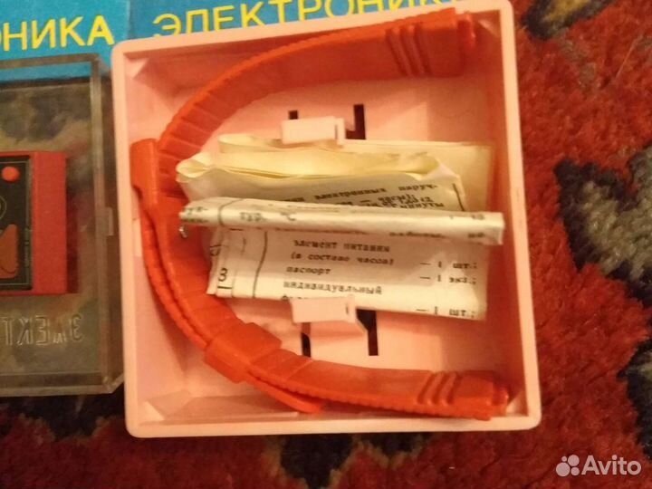 Часы электроника 5