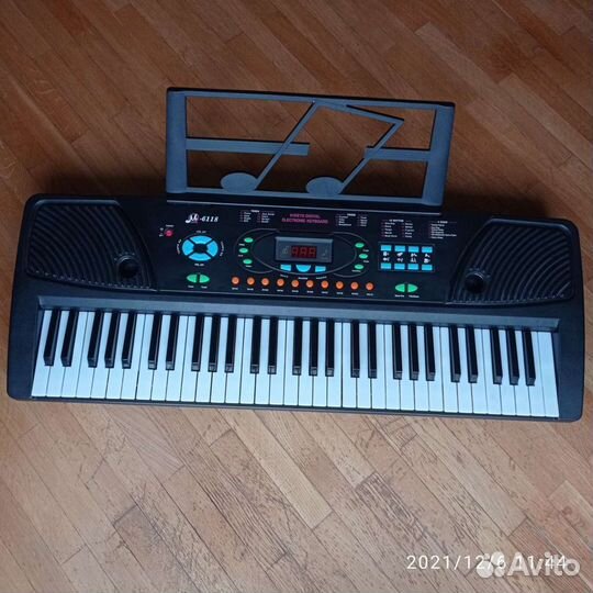 Синтезатор цифровой с микрофоном