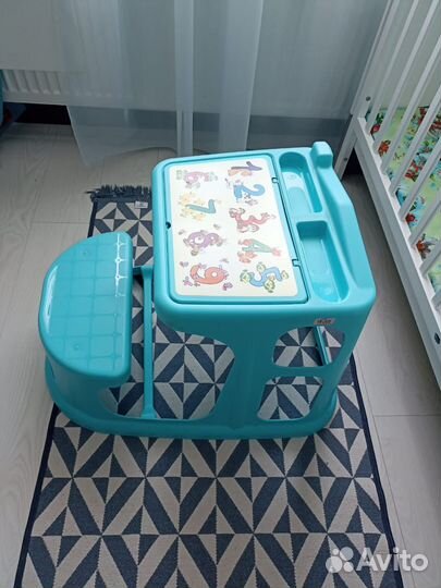 Детская парта