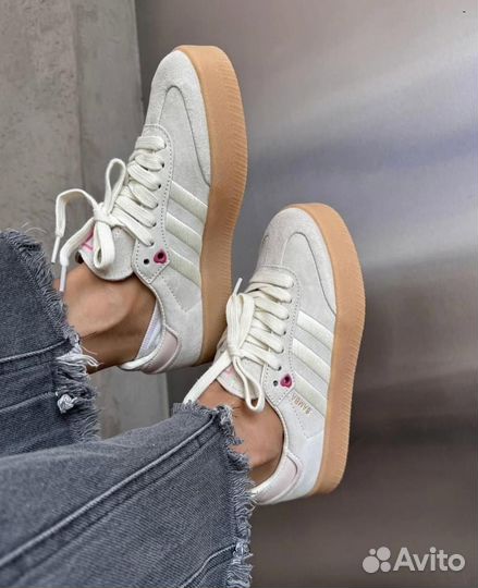 Кеды Адидас Самба лимитированная модель Valentine