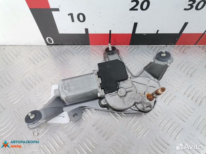 Моторчик заднего стеклоочистителя (дворника)