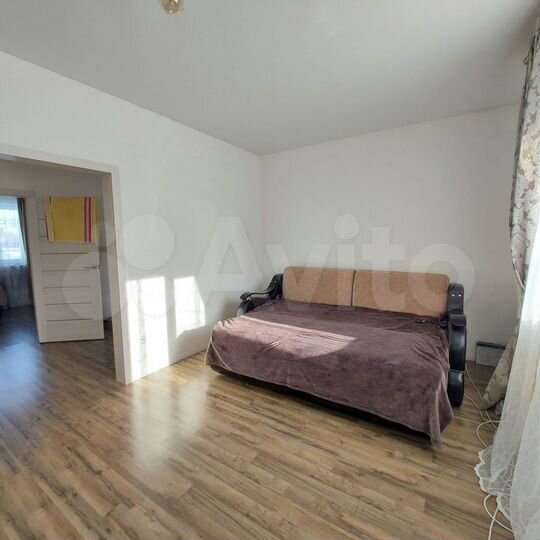 Дом 63 м² на участке 8 сот.