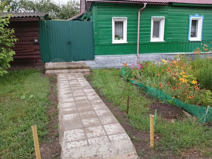 Дом 25,2 м² на участке 2 сот.