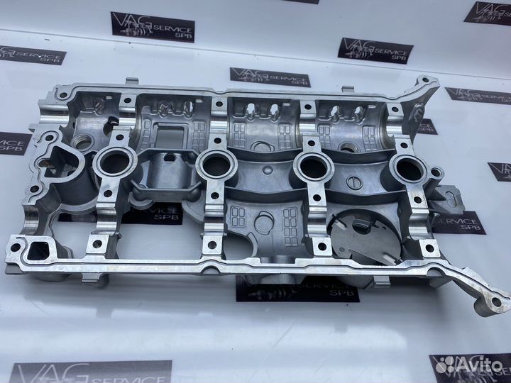 Новая клапанная крышка (клапанная) 2.0 VAG CDN CAE