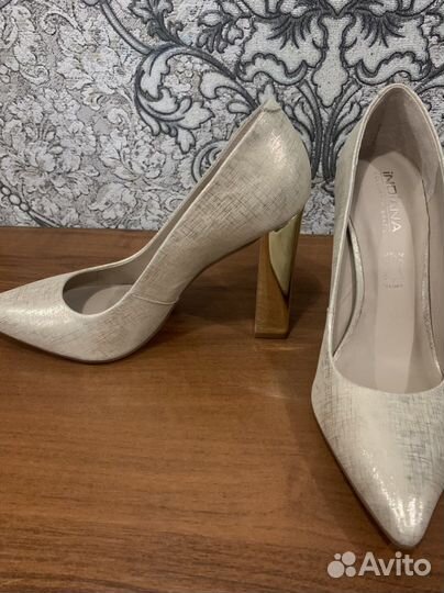 Туфли женские новые