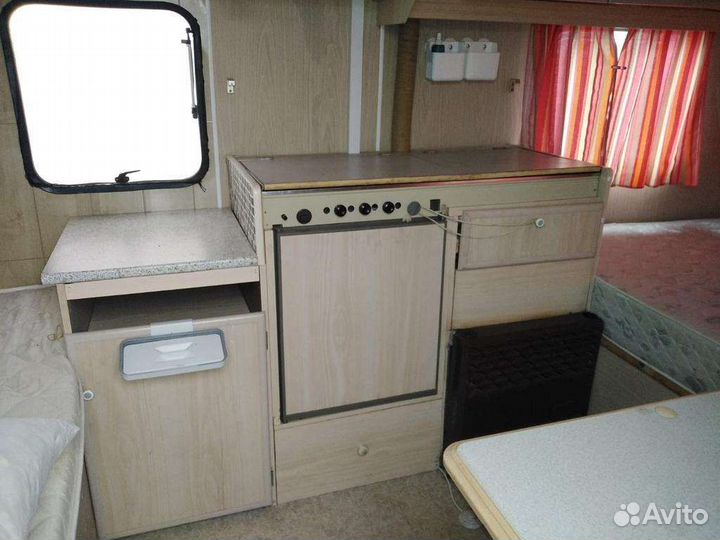 Прицеп-дача Gruau Espace, 1992