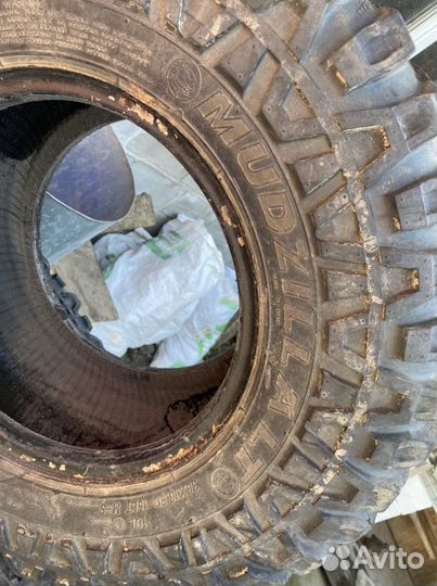 Maxxis M8080 Mudzilla R15