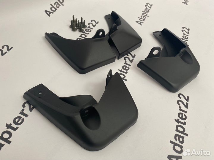 Новые брызговики Vitz/Yaris 2011-20 с креплениями