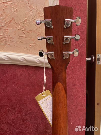 Электроакустическая гитара Cort с чехлом