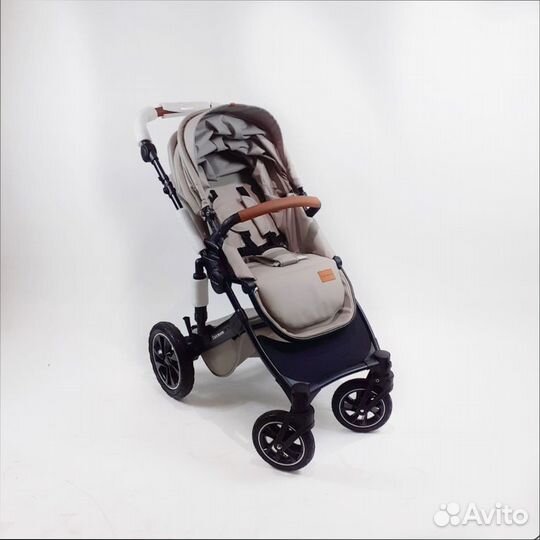 Коляска для новорождённых