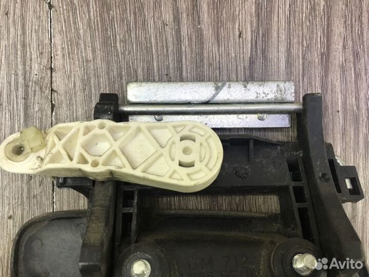 Ручка двери внешняя задняя левая Opel Astra G