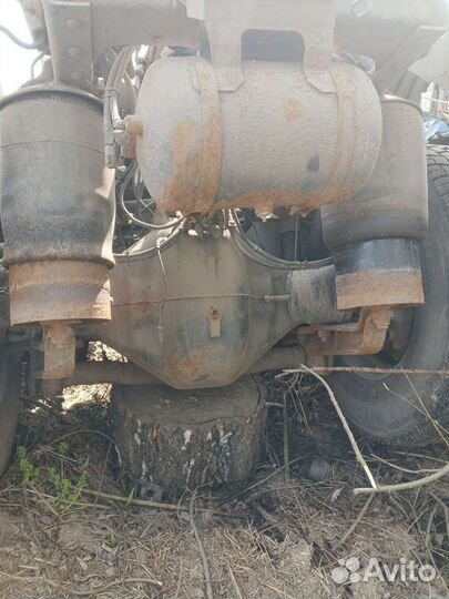 Mercedes actros тягач