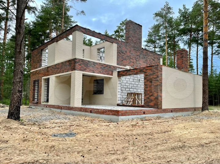 Дом 200 м² на участке 15 сот.