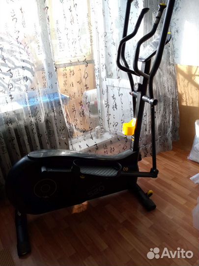 Эллиптический тренажер профессиональный