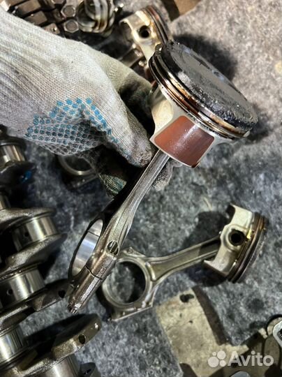 Поршень с шатуном LADA 21129