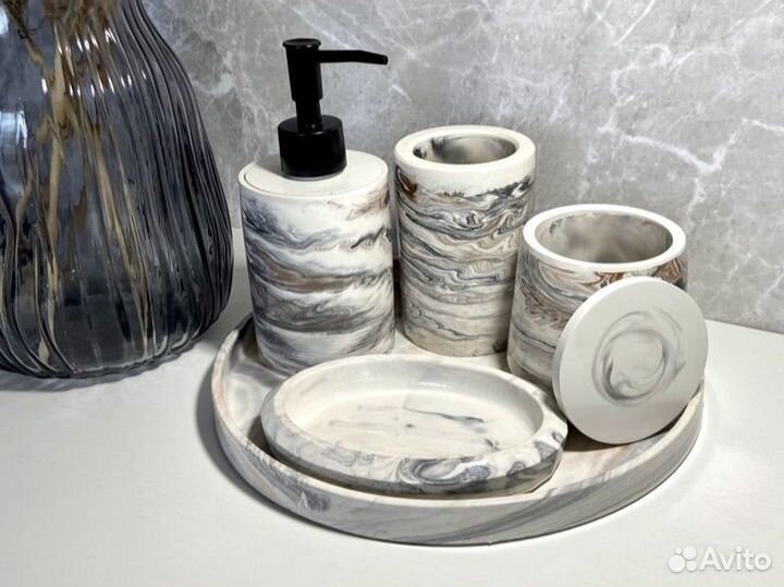 Набор для ванной комнаты дозатор для мыла мыльница