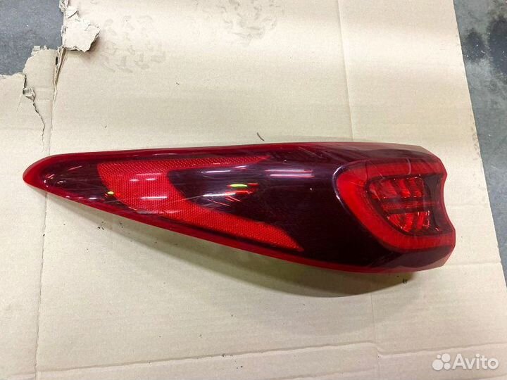 Киа Спортейдж 4 фонарь задний левый