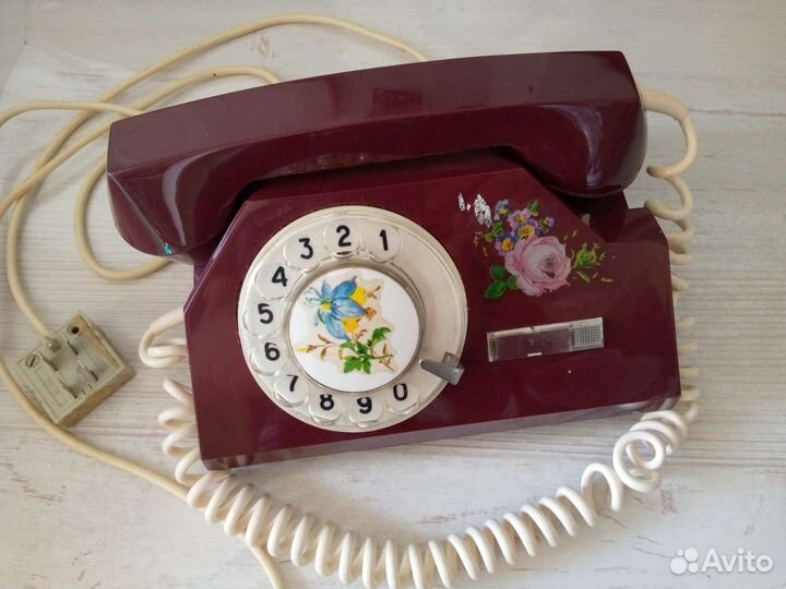 Телефонный аппарат дисковый