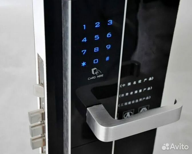 Входная металлическая двустворчатая дверь 408