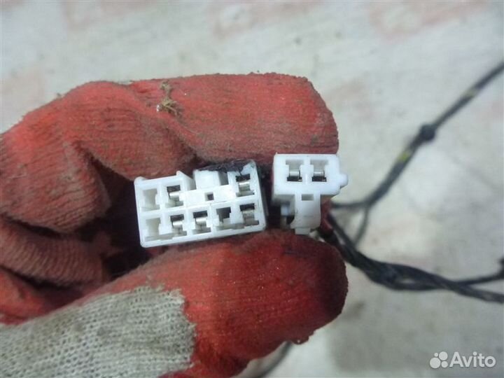 Проводка двери задняя левая Hyundai Solaris RB