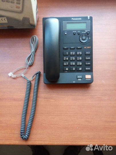 Стационарный телефон panasonic
