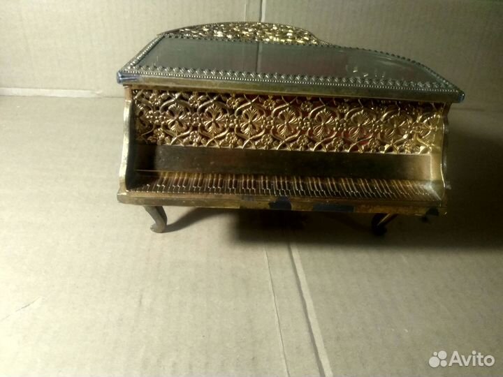 Шкатулка музыкальная Япония