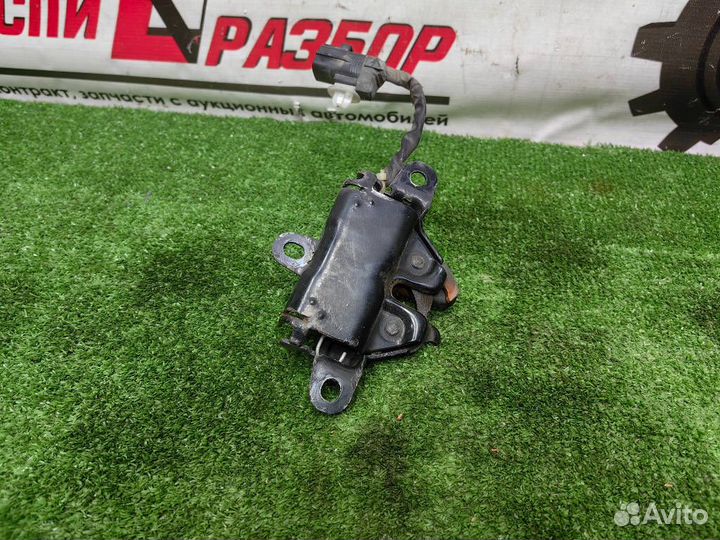 Замок капота Toyota Land Cruiser Prado 2005 TRJ120