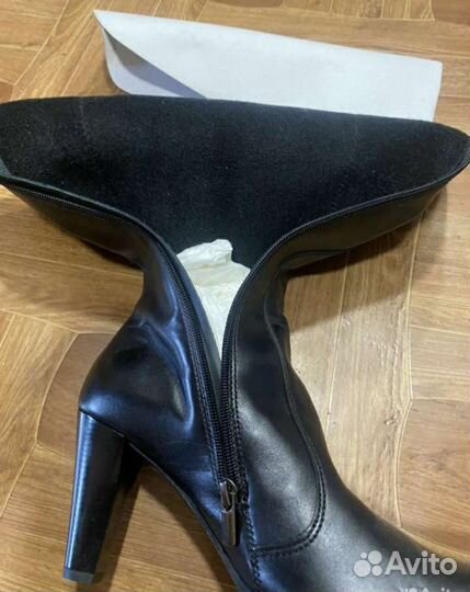 Сапоги женские демисезонные кожаные