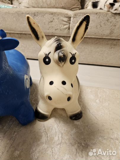 Игрушка попрыгун