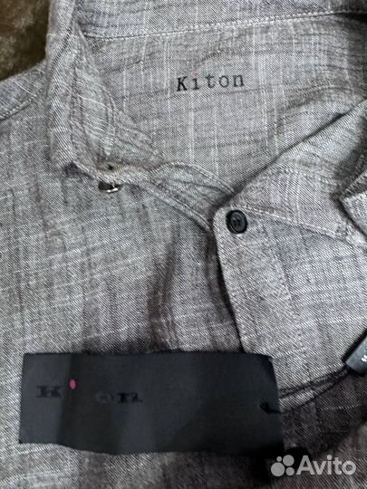 Льняной костюм Kiton