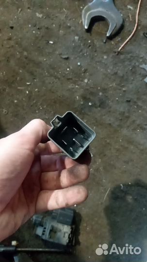 Реле свечей накала Ford Escort 6
