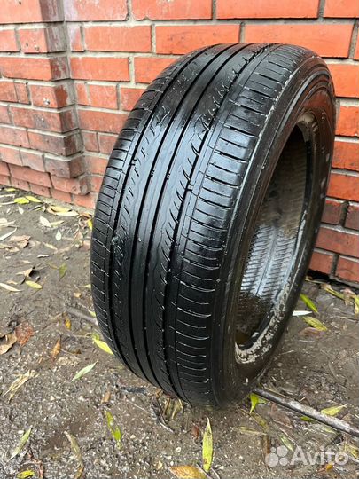 Kumho Solus KH17 235/55 R17