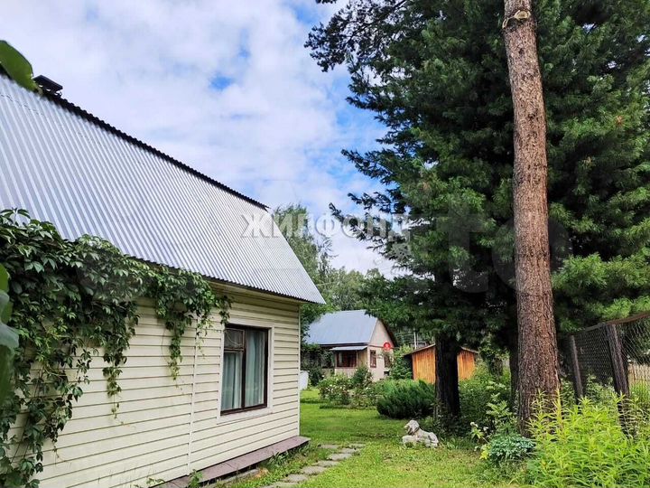 Дача 118,5 м² на участке 9,5 сот.