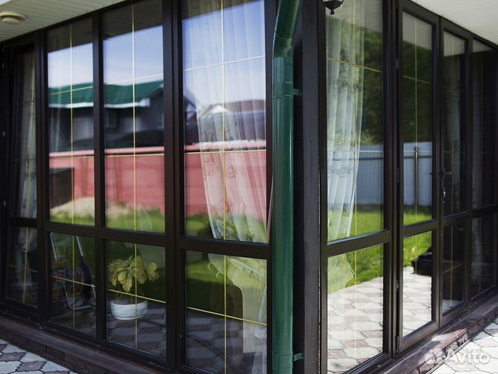 Пластиковые окна на балкон v-7034