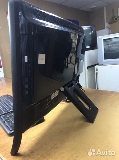 Моноблок emachines EZ1601
