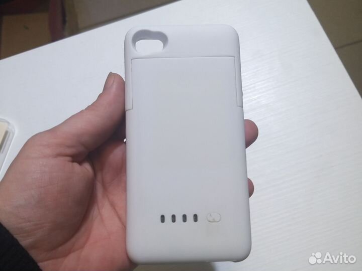 Чехол-аккумулятор iPhone 4S