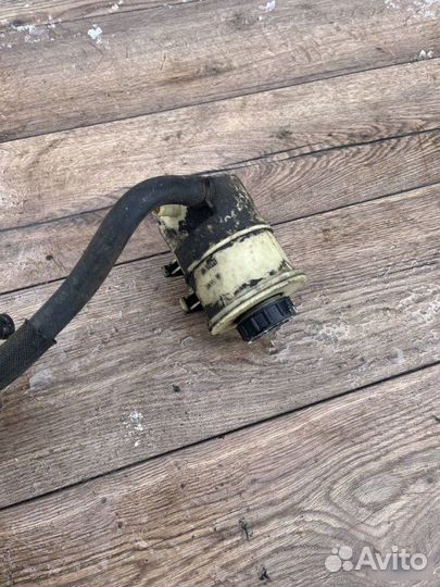 Бачок гур Renault Laguna 1.6