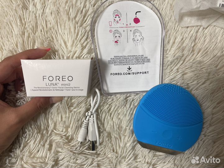 Щетка для чистки лица