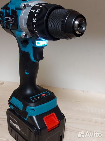 Рыбацкий шуруповерт LB 176S,2*6A