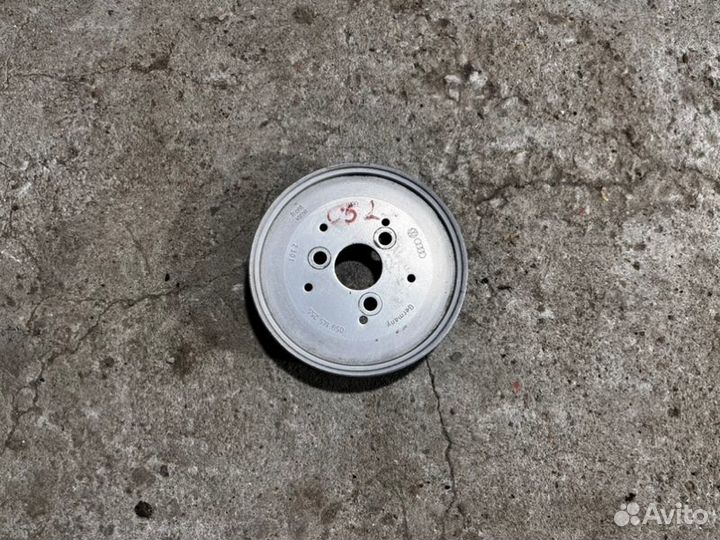 Шкив насоса гур Audi A6 C5/4B 2.5TDI AKE 2001