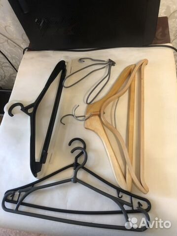 Вешалка плечики для одежды