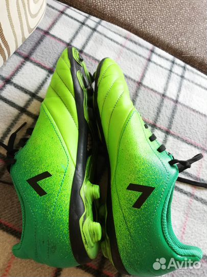 Бутсы Nike 35 и 37, Adidas 37