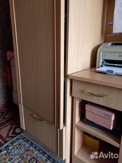 Рабочий стол для школьника