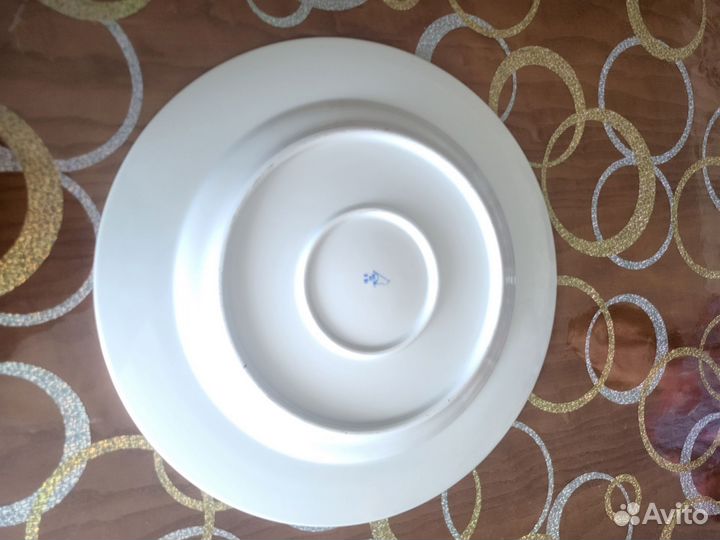 Тарелка, блюдо для плова