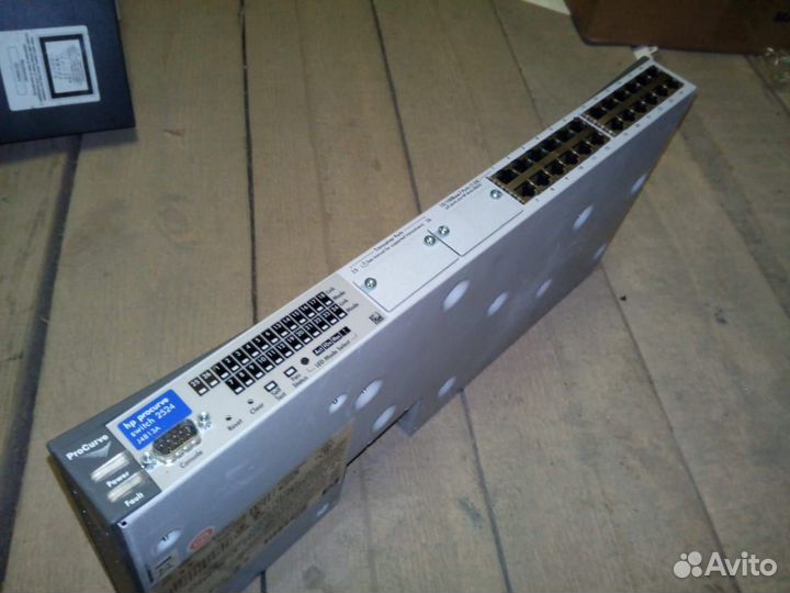 Коммутаторы HP ProCurve Switch 2524 J4813A