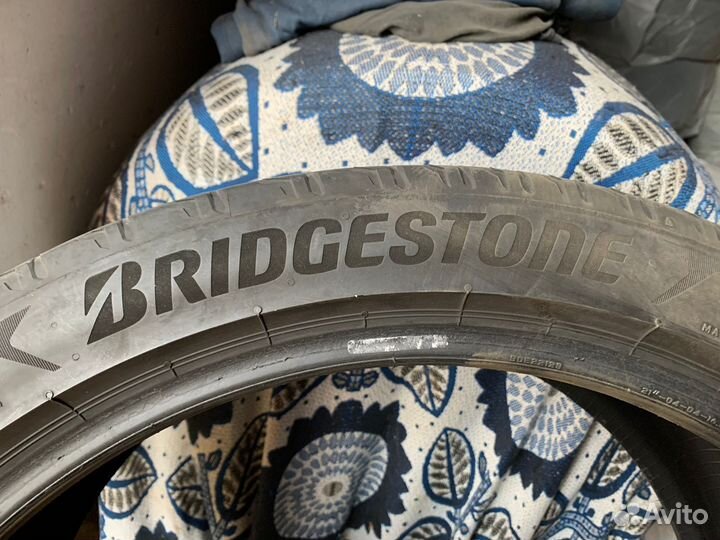 Bridgestone Potenza Sport 265/40 R21