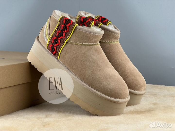 Ugg женские на платформе Classic Ultra Mini Sand